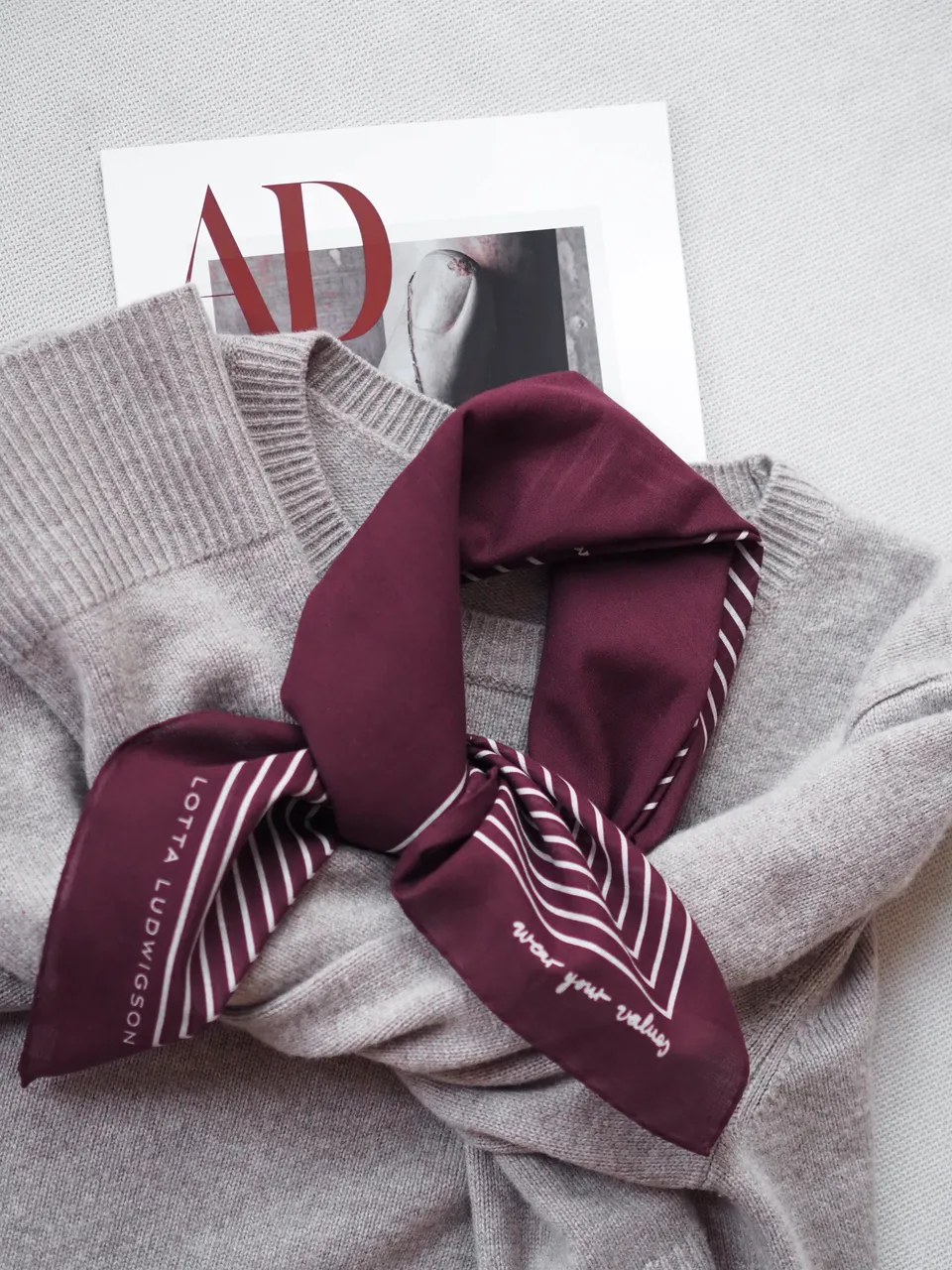 lotta-ludwigson-striped-cotton-scarf-dark-burgundy-70x70cm-baumwolltuch image 1