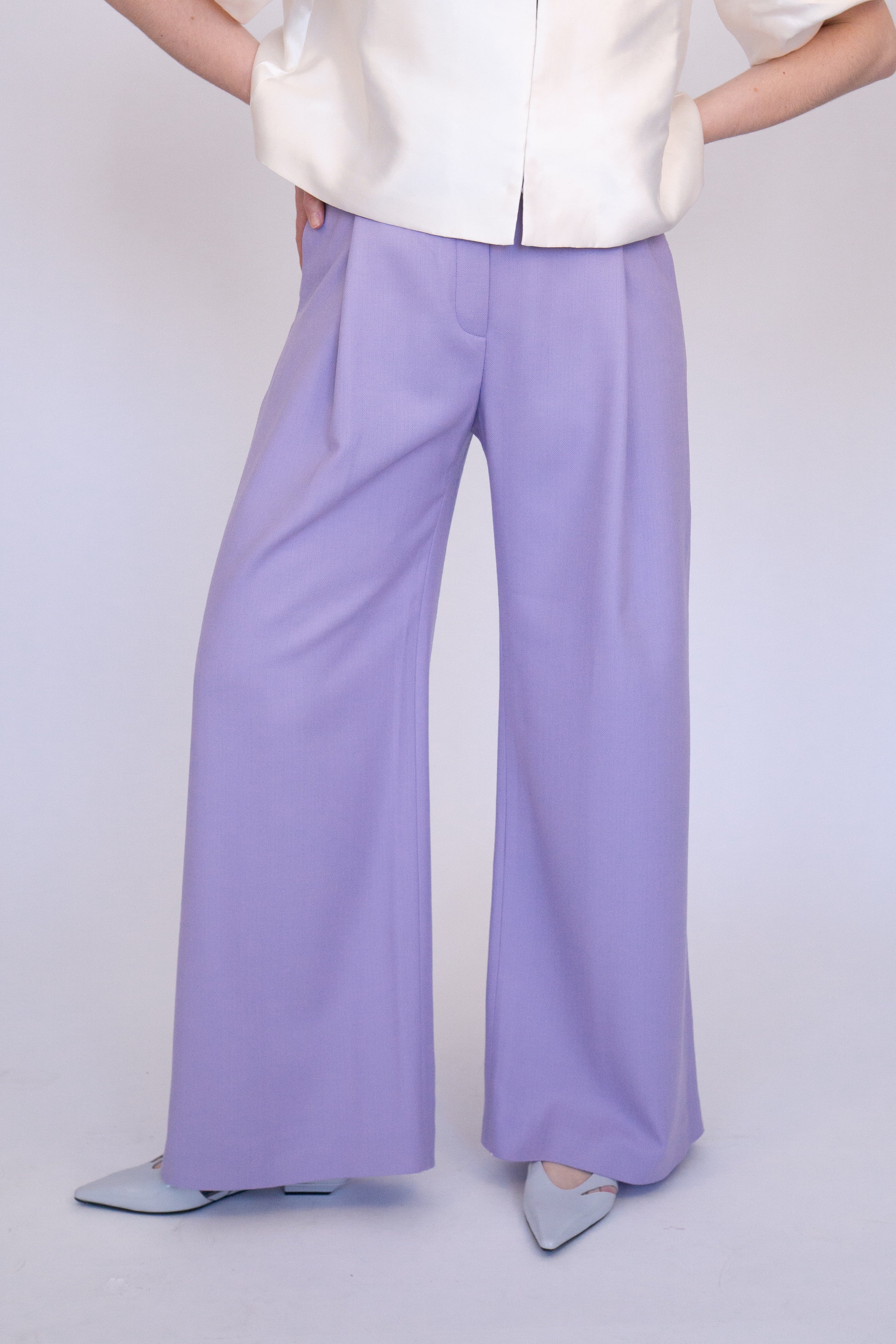 lotta-ludwigson-alva-hose-pastel-lavender-herringbone image 1