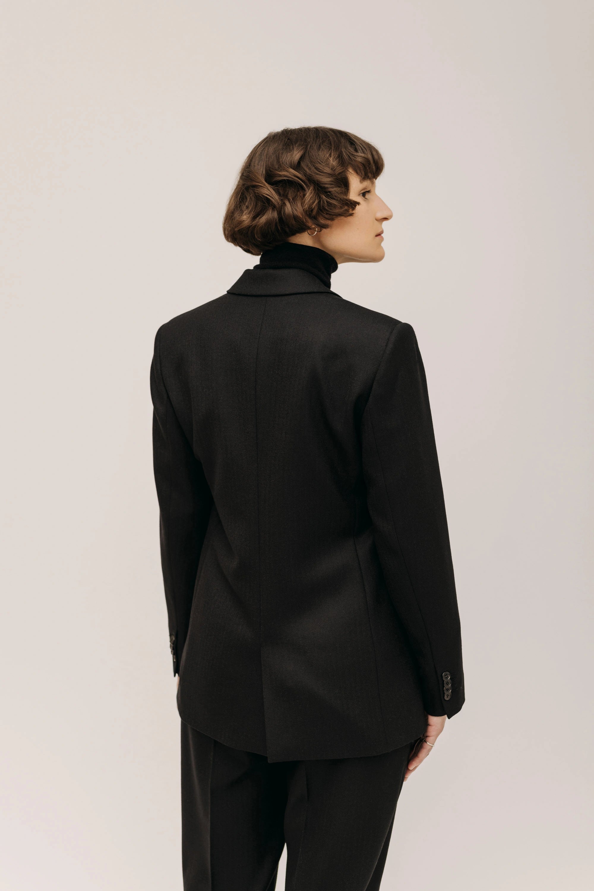 lotta-ludwigson-lotta-blazer-mystic-black image 3