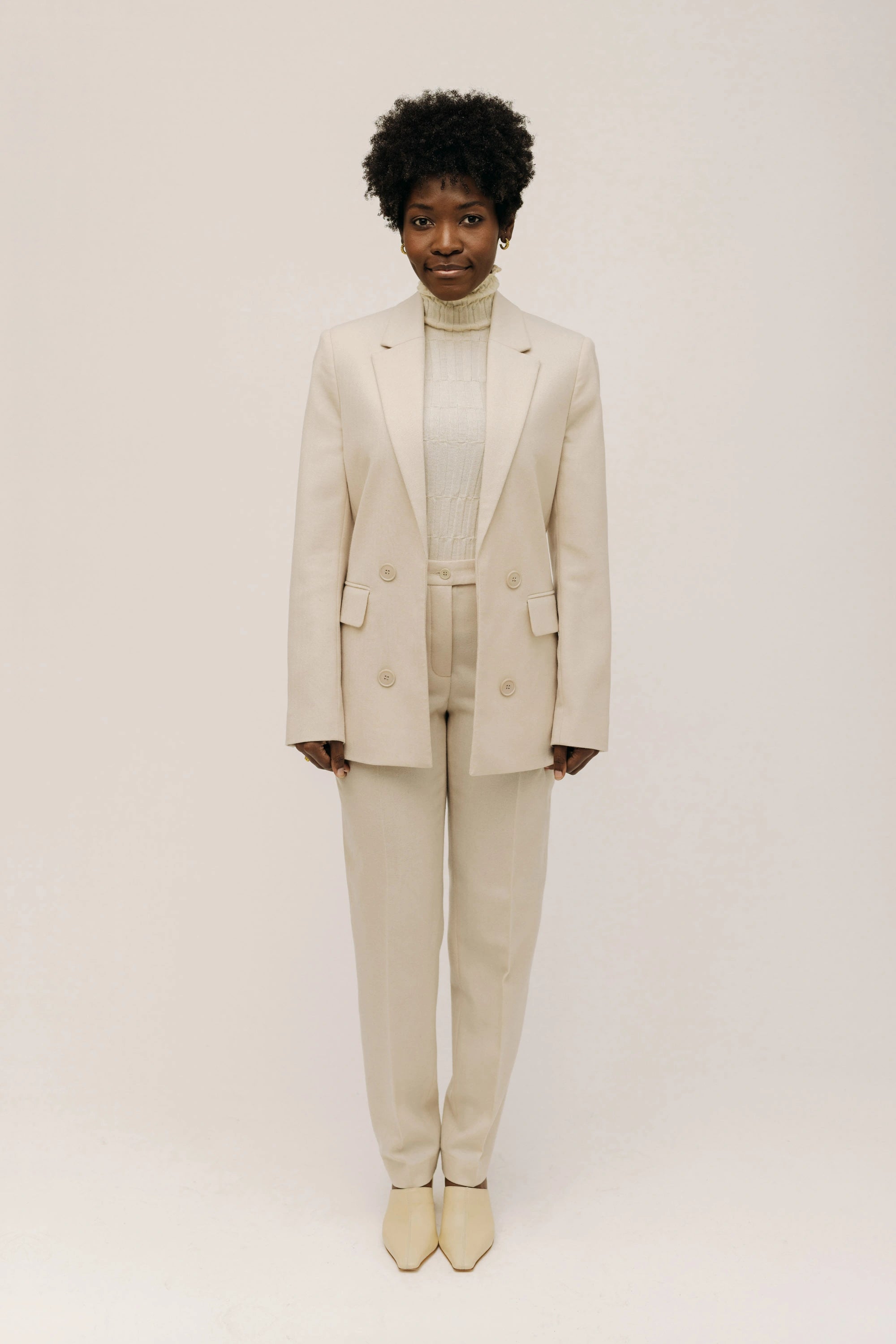 lotta-ludwigson-lotta-blazer-wool-creme-blazer-mit-offener-front-fischgr-t image 1