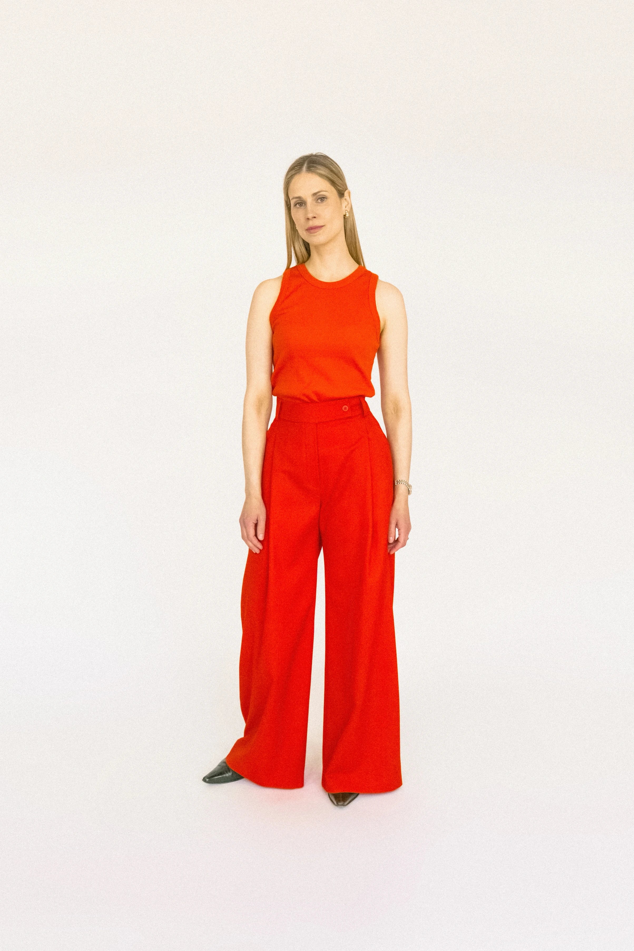 lotta-ludwigson-alva-hose-tangerine-red-wide-leg-high-waist-wolle image 3