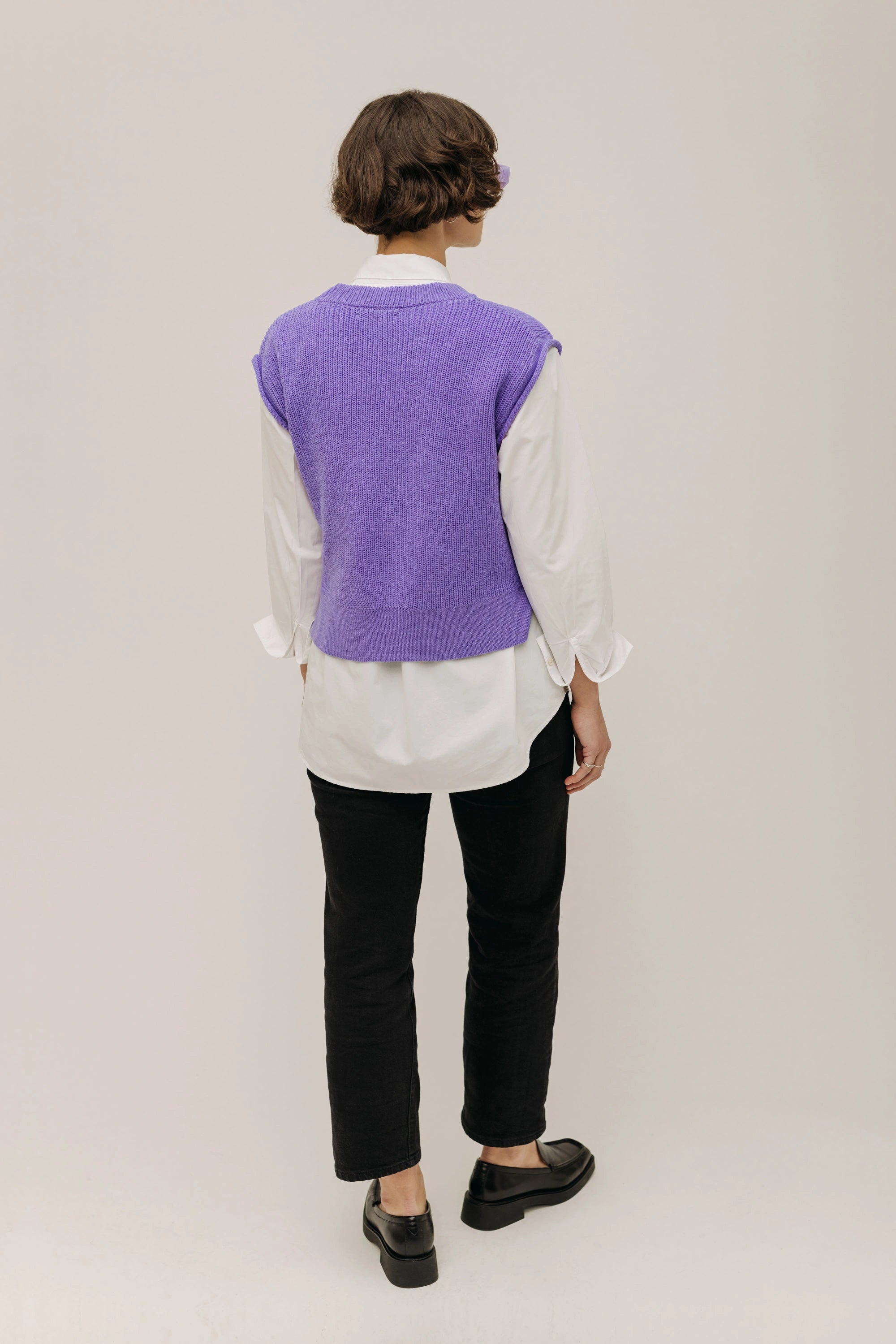lotta-ludwigson-svea-sweater-vest-bright-lavender image 3