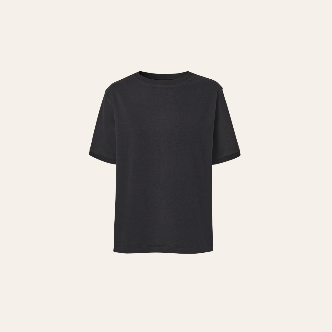 lotta-ludwigson-luma-midweight-single-jersey-t-shirt-black-bio-baumwolle image 2