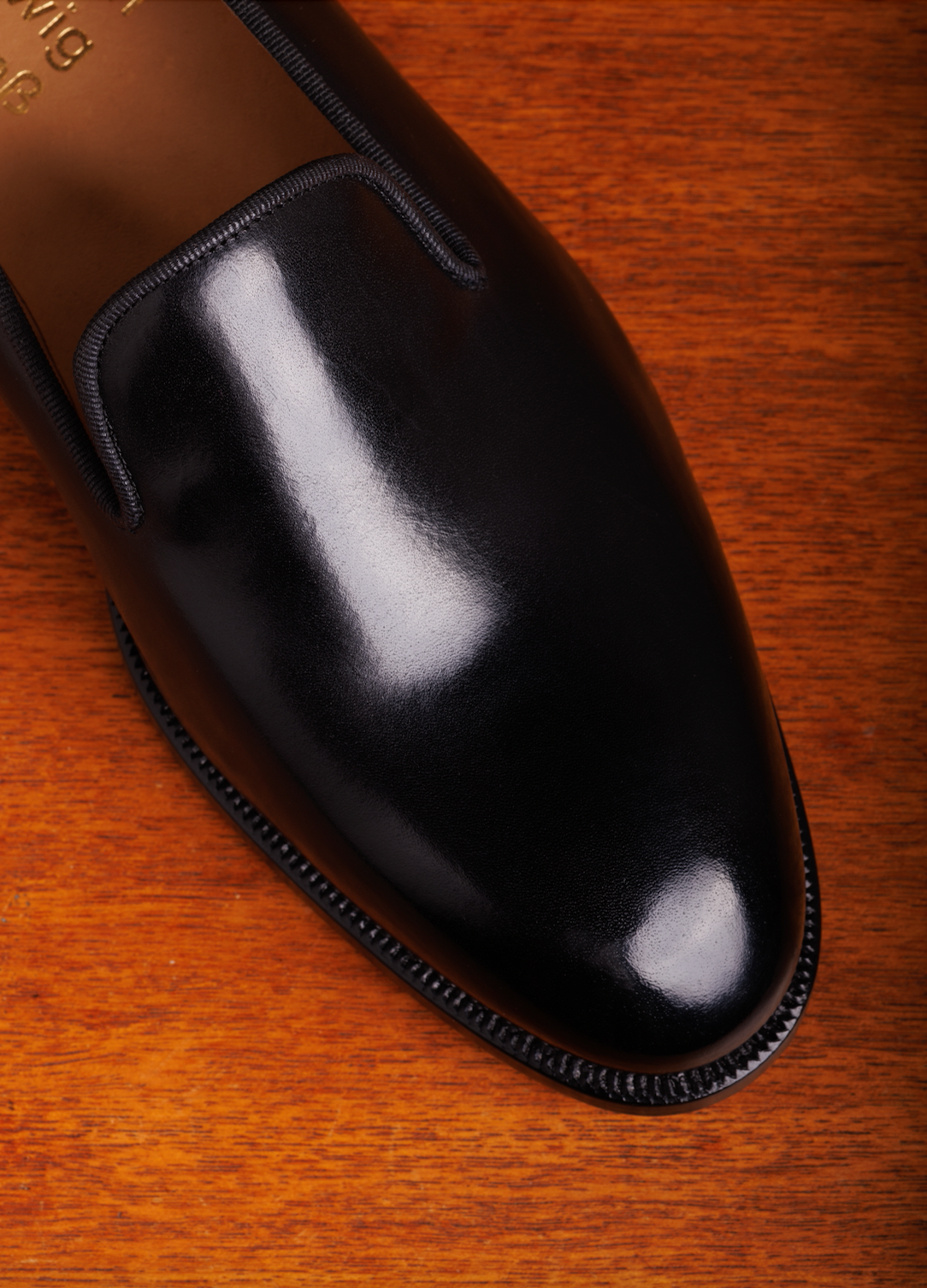 klh-slipper-in-schwarz-wholecut-leder-smoking-slipper image 6