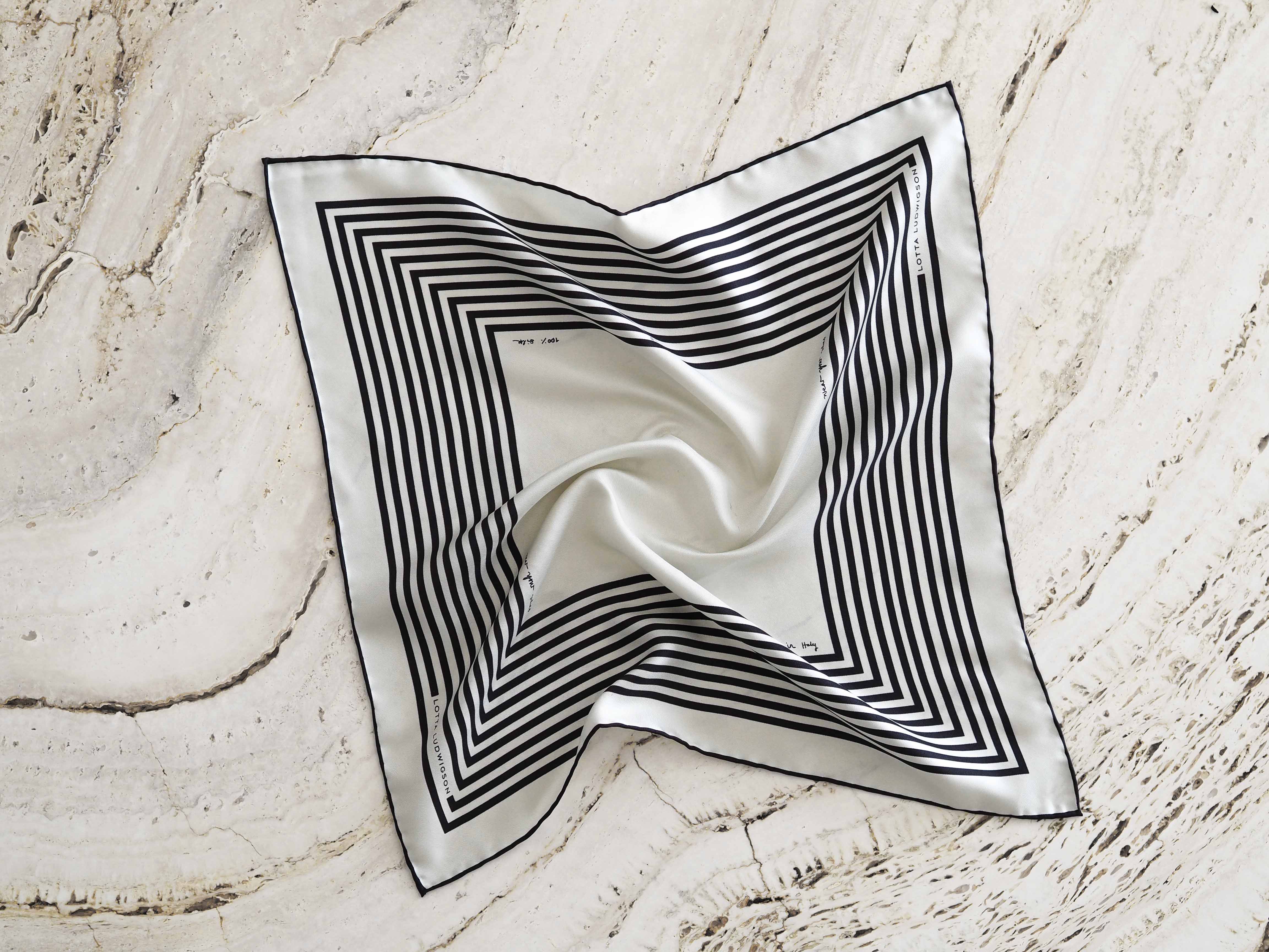 lotta-ludwigson-audrey-silk-foulard-48x48cm-seidentuch image 6